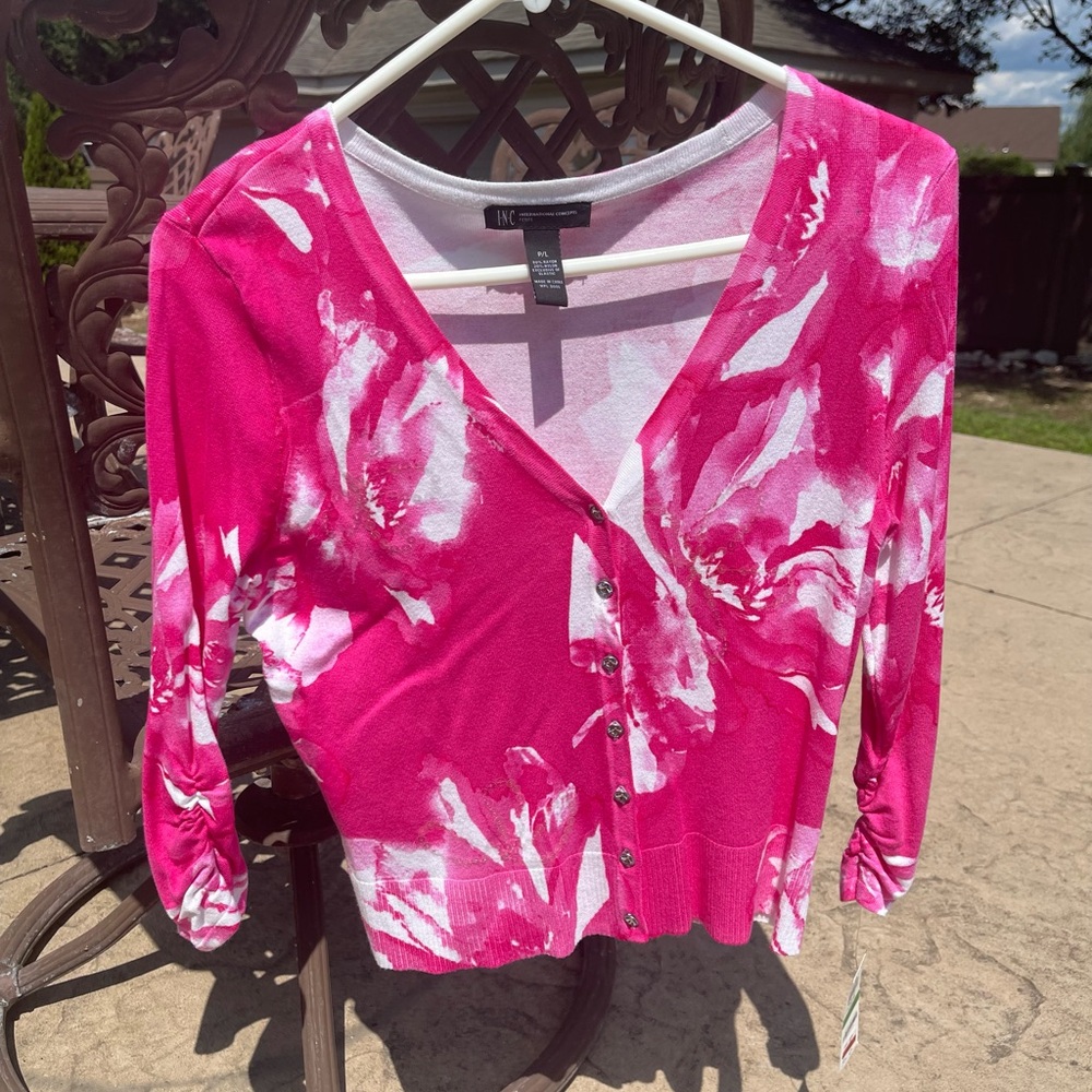 NWT INC International Concepts Pink Floral Top
